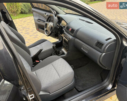 Чорний Шкода Октавія, об'ємом двигуна 1.6 л та пробігом 241 тис. км за 5700 $, фото 15 на Automoto.ua