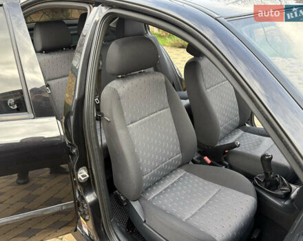 Чорний Шкода Октавія, об'ємом двигуна 1.6 л та пробігом 241 тис. км за 5700 $, фото 38 на Automoto.ua