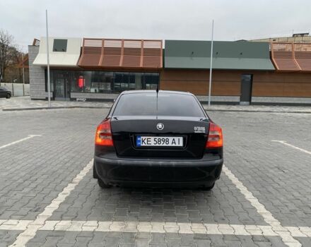 Черный Шкода Октавия, объемом двигателя 2 л и пробегом 192 тыс. км за 6500 $, фото 3 на Automoto.ua
