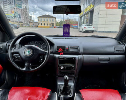 Чорний Шкода Октавія, об'ємом двигуна 1.78 л та пробігом 280 тис. км за 3999 $, фото 8 на Automoto.ua