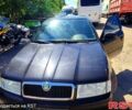 Черный Шкода Октавия, объемом двигателя 1.6 л и пробегом 225 тыс. км за 5900 $, фото 1 на Automoto.ua