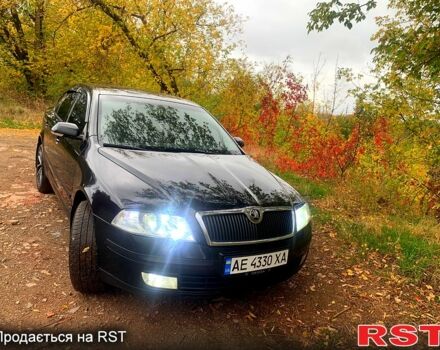 Чорний Шкода Октавія, об'ємом двигуна 2 л та пробігом 220 тис. км за 6999 $, фото 2 на Automoto.ua