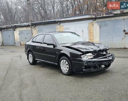 Черный Шкода Октавия, объемом двигателя 1.6 л и пробегом 210 тыс. км за 2200 $, фото 9 на Automoto.ua
