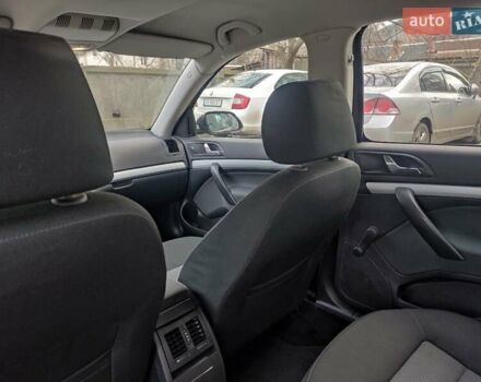 Черный Шкода Октавия, объемом двигателя 1.6 л и пробегом 198 тыс. км за 6999 $, фото 17 на Automoto.ua