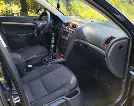 Черный Шкода Октавия, объемом двигателя 1.98 л и пробегом 242 тыс. км за 6300 $, фото 12 на Automoto.ua