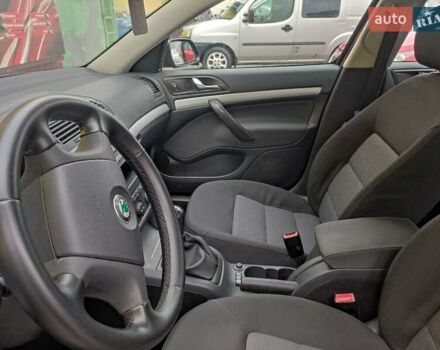 Черный Шкода Октавия, объемом двигателя 1.6 л и пробегом 198 тыс. км за 6999 $, фото 22 на Automoto.ua