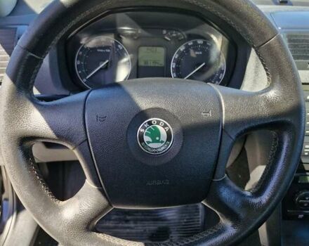 Черный Шкода Октавия, объемом двигателя 1.9 л и пробегом 381 тыс. км за 7200 $, фото 7 на Automoto.ua