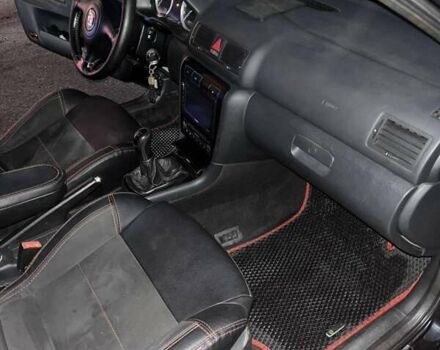 Черный Шкода Октавия, объемом двигателя 1.78 л и пробегом 240 тыс. км за 6500 $, фото 6 на Automoto.ua