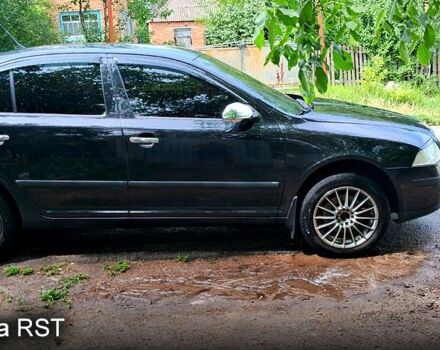 Черный Шкода Октавия, объемом двигателя 1.6 л и пробегом 290 тыс. км за 6350 $, фото 7 на Automoto.ua