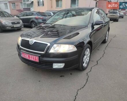 Черный Шкода Октавия, объемом двигателя 1.6 л и пробегом 198 тыс. км за 6999 $, фото 1 на Automoto.ua