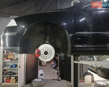 Черный Шкода Октавия, объемом двигателя 1.6 л и пробегом 285 тыс. км за 5700 $, фото 9 на Automoto.ua