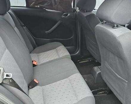 Черный Шкода Октавия, объемом двигателя 1.6 л и пробегом 210 тыс. км за 2000 $, фото 12 на Automoto.ua