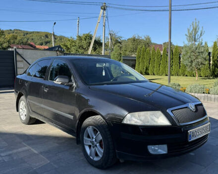 Чорний Шкода Октавія, об'ємом двигуна 2 л та пробігом 315 тис. км за 5100 $, фото 1 на Automoto.ua