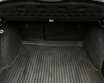 Черный Шкода Октавия, объемом двигателя 1.6 л и пробегом 211 тыс. км за 6800 $, фото 21 на Automoto.ua