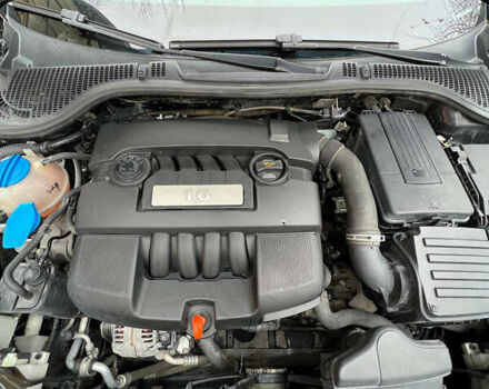 Черный Шкода Октавия, объемом двигателя 1.6 л и пробегом 211 тыс. км за 6800 $, фото 11 на Automoto.ua