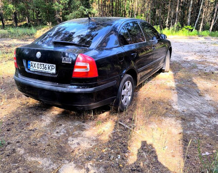 Черный Шкода Октавия, объемом двигателя 2 л и пробегом 195 тыс. км за 6250 $, фото 4 на Automoto.ua