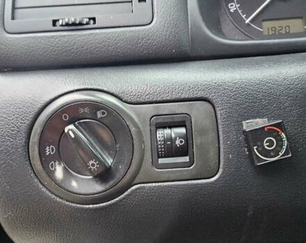 Черный Шкода Октавия, объемом двигателя 1.6 л и пробегом 210 тыс. км за 2200 $, фото 23 на Automoto.ua