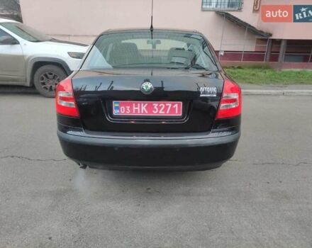 Черный Шкода Октавия, объемом двигателя 1.6 л и пробегом 198 тыс. км за 6999 $, фото 9 на Automoto.ua
