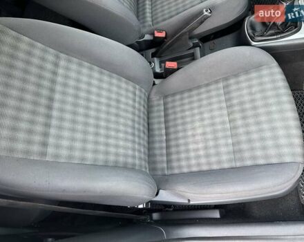 Черный Шкода Октавия, объемом двигателя 1.6 л и пробегом 215 тыс. км за 4950 $, фото 14 на Automoto.ua