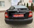 Черный Шкода Октавия, объемом двигателя 1.6 л и пробегом 151 тыс. км за 6100 $, фото 5 на Automoto.ua