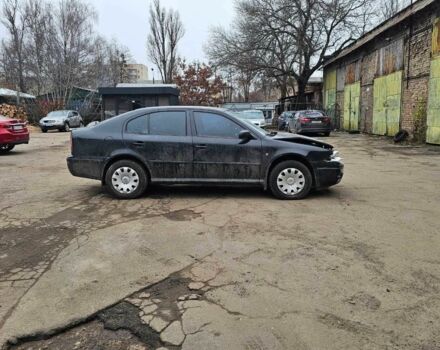 Черный Шкода Октавия, объемом двигателя 1.6 л и пробегом 210 тыс. км за 2350 $, фото 8 на Automoto.ua