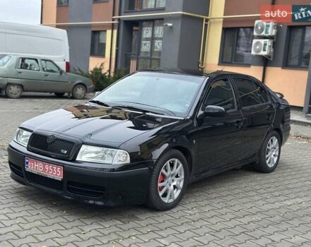 Черный Шкода Октавия, объемом двигателя 1.8 л и пробегом 164 тыс. км за 7500 $, фото 1 на Automoto.ua