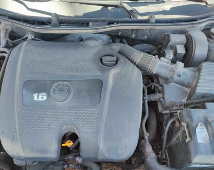 Чорний Шкода Октавія, об'ємом двигуна 1.6 л та пробігом 226 тис. км за 4800 $, фото 6 на Automoto.ua