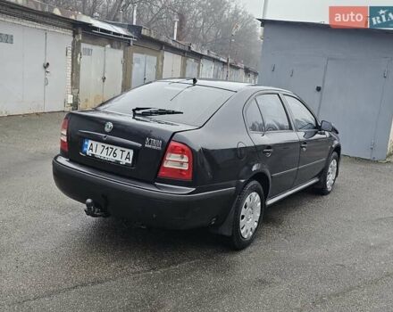 Черный Шкода Октавия, объемом двигателя 1.6 л и пробегом 210 тыс. км за 2200 $, фото 2 на Automoto.ua