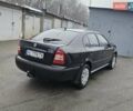 Черный Шкода Октавия, объемом двигателя 1.6 л и пробегом 210 тыс. км за 2200 $, фото 2 на Automoto.ua