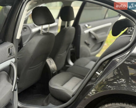 Чорний Шкода Октавія, об'ємом двигуна 1.6 л та пробігом 157 тис. км за 8599 $, фото 43 на Automoto.ua