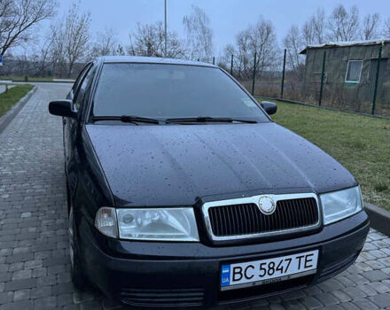 Черный Шкода Октавия, объемом двигателя 1.6 л и пробегом 245 тыс. км за 5400 $, фото 7 на Automoto.ua