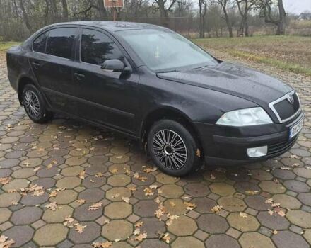 Черный Шкода Октавия, объемом двигателя 1.6 л и пробегом 315 тыс. км за 6300 $, фото 4 на Automoto.ua