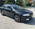 Черный Шкода Октавия, объемом двигателя 1.6 л и пробегом 204 тыс. км за 5800 $, фото 1 на Automoto.ua
