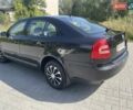 Черный Шкода Октавия, объемом двигателя 1.6 л и пробегом 204 тыс. км за 5800 $, фото 6 на Automoto.ua