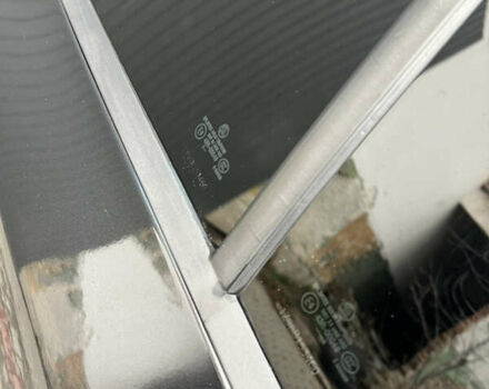 Черный Шкода Октавия, объемом двигателя 1.6 л и пробегом 301 тыс. км за 5600 $, фото 13 на Automoto.ua