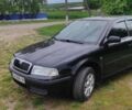 Черный Шкода Октавия, объемом двигателя 1.6 л и пробегом 200 тыс. км за 4000 $, фото 3 на Automoto.ua