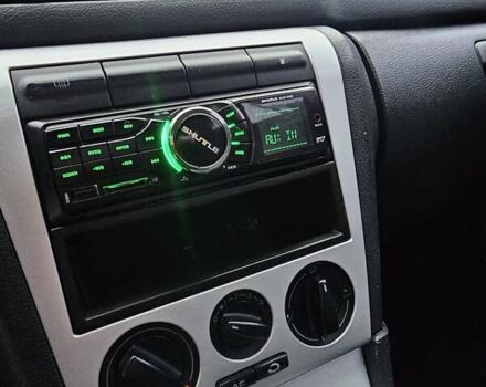 Черный Шкода Октавия, объемом двигателя 1.6 л и пробегом 210 тыс. км за 2000 $, фото 19 на Automoto.ua