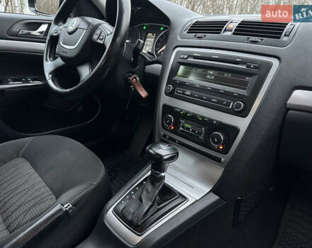 Черный Шкода Октавия, объемом двигателя 1.97 л и пробегом 198 тыс. км за 8200 $, фото 27 на Automoto.ua