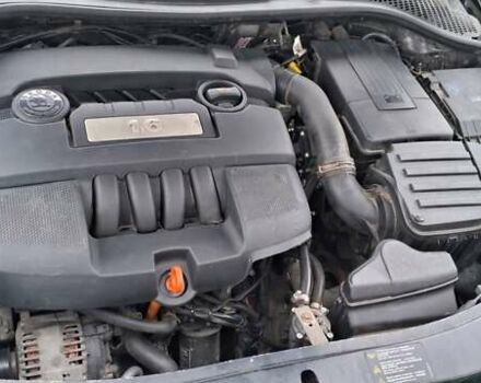 Черный Шкода Октавия, объемом двигателя 1.6 л и пробегом 290 тыс. км за 6350 $, фото 5 на Automoto.ua