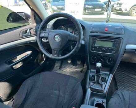 Черный Шкода Октавия, объемом двигателя 1.8 л и пробегом 345 тыс. км за 4740 $, фото 23 на Automoto.ua