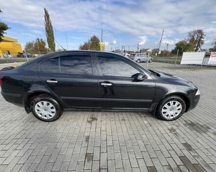 Черный Шкода Октавия, объемом двигателя 2 л и пробегом 266 тыс. км за 5900 $, фото 3 на Automoto.ua