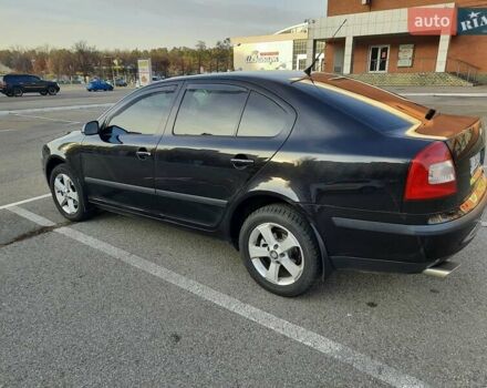 Чорний Шкода Октавія, об'ємом двигуна 1.6 л та пробігом 235 тис. км за 6350 $, фото 2 на Automoto.ua