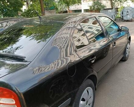 Черный Шкода Октавия, объемом двигателя 1.6 л и пробегом 431 тыс. км за 5500 $, фото 11 на Automoto.ua