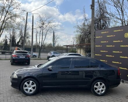 Черный Шкода Октавия, объемом двигателя 1.8 л и пробегом 182 тыс. км за 6400 $, фото 4 на Automoto.ua