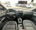 Черный Шкода Октавия, объемом двигателя 1.8 л и пробегом 182 тыс. км за 6400 $, фото 7 на Automoto.ua