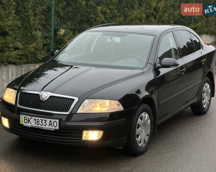 Черный Шкода Октавия, объемом двигателя 1.6 л и пробегом 223 тыс. км за 6300 $, фото 5 на Automoto.ua