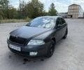 Черный Шкода Октавия, объемом двигателя 1.6 л и пробегом 271 тыс. км за 2450 $, фото 1 на Automoto.ua