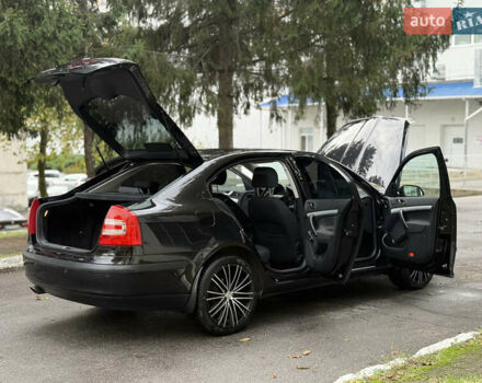 Чорний Шкода Октавія, об'ємом двигуна 1.6 л та пробігом 157 тис. км за 8599 $, фото 56 на Automoto.ua