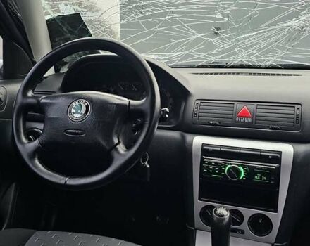 Черный Шкода Октавия, объемом двигателя 1.6 л и пробегом 210 тыс. км за 2200 $, фото 20 на Automoto.ua