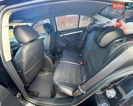 Черный Шкода Октавия, объемом двигателя 1.6 л и пробегом 210 тыс. км за 5900 $, фото 8 на Automoto.ua